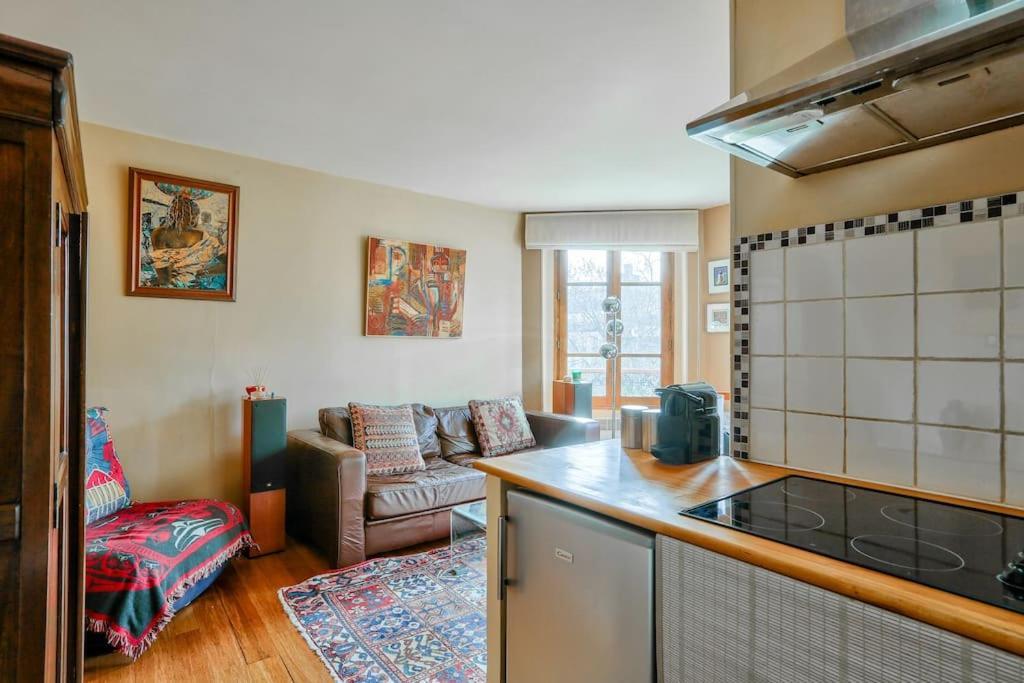 Appartement Charmant T2 Proche De La Basilique Du Sacre-coeur Parijs