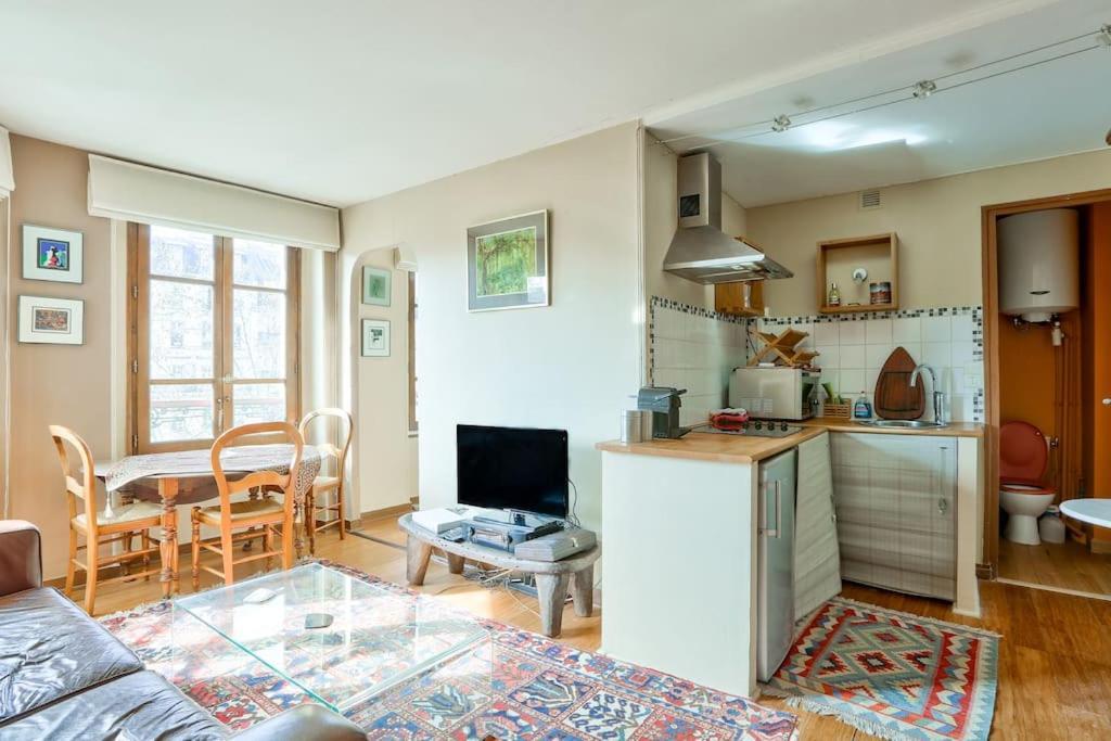 Charmant T2 Proche De La Basilique Du Sacre-coeur Appartement