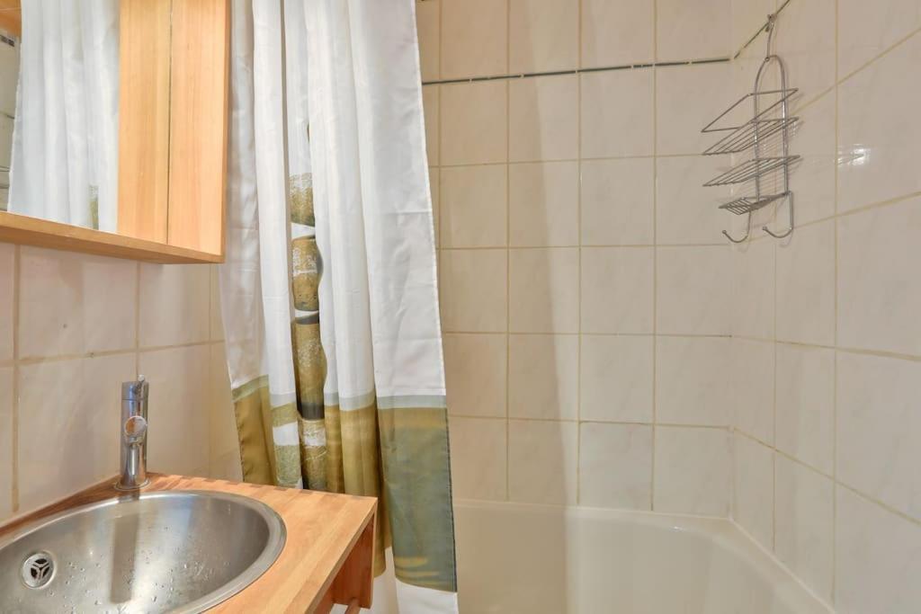 Appartement Charmant T2 Proche De La Basilique Du Sacre-coeur *